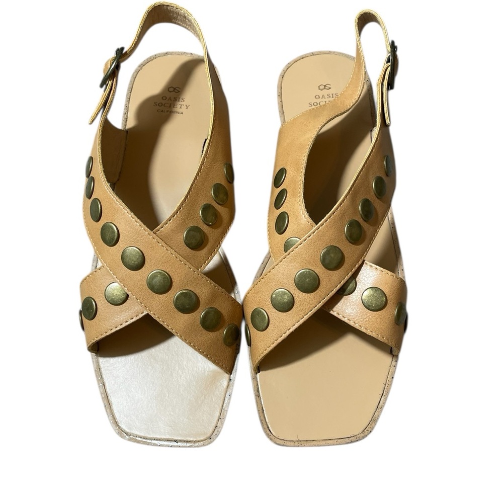 G4- oasis size 6.5 Tan Studded Slingback Sandals